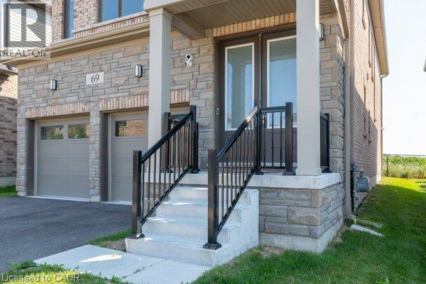 69 Mary Watson Street Property Photo 4