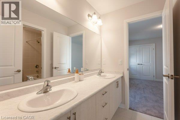 69 Mary Watson Street Property Photo 28
