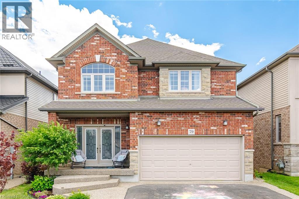 79 GARINGER Crescent Property Photo 1