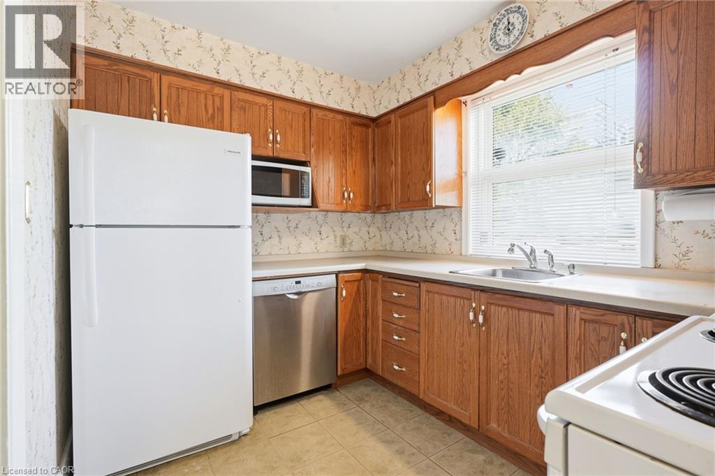 2117 Maplewood Drive Property Photo 12