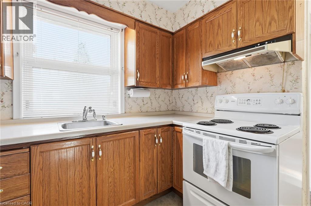 2117 Maplewood Drive Property Photo 14