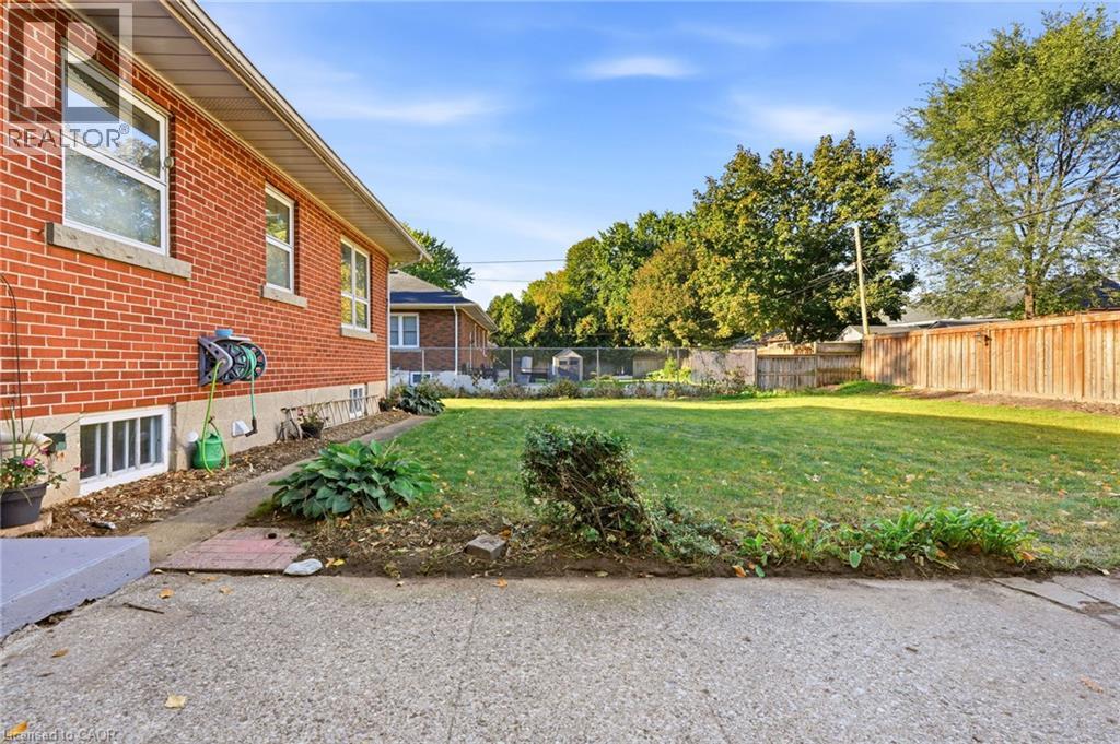 2117 Maplewood Drive Property Photo 35