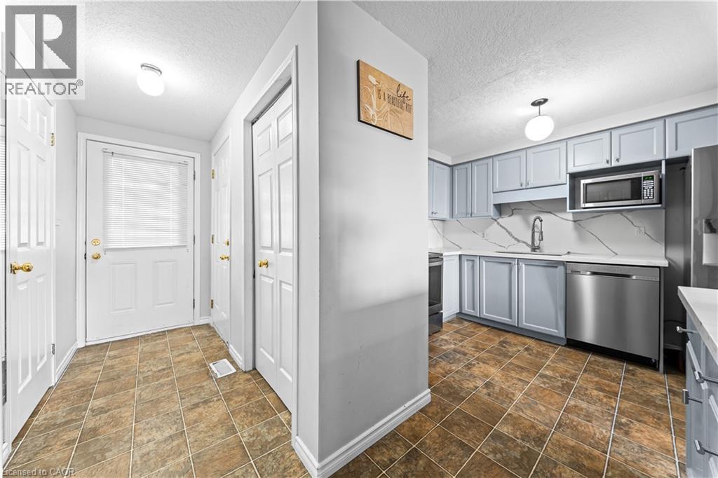 245 Red Clover Court Property Photo 6