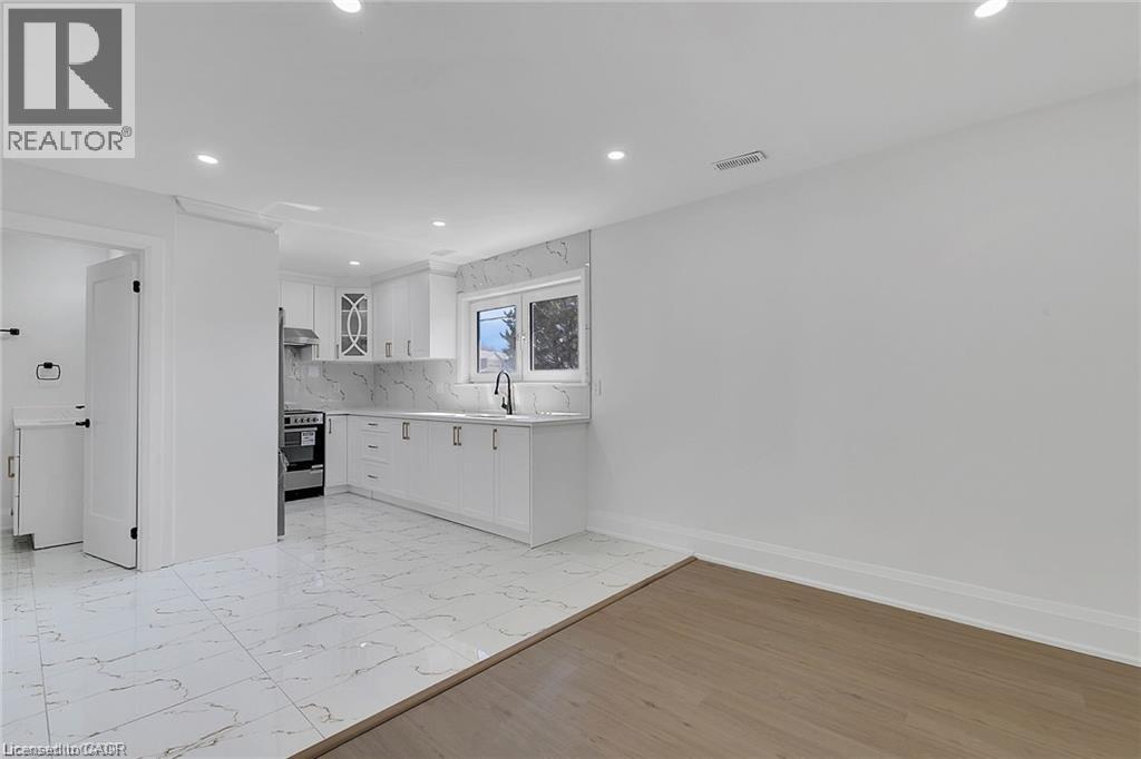 581 Lancaster Street W Unit# 2 Property Photo 5
