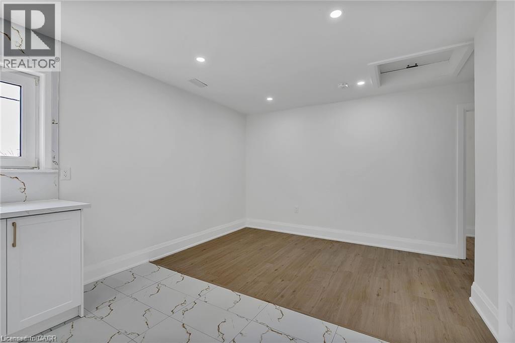581 Lancaster Street W Unit# 2 Property Photo 6
