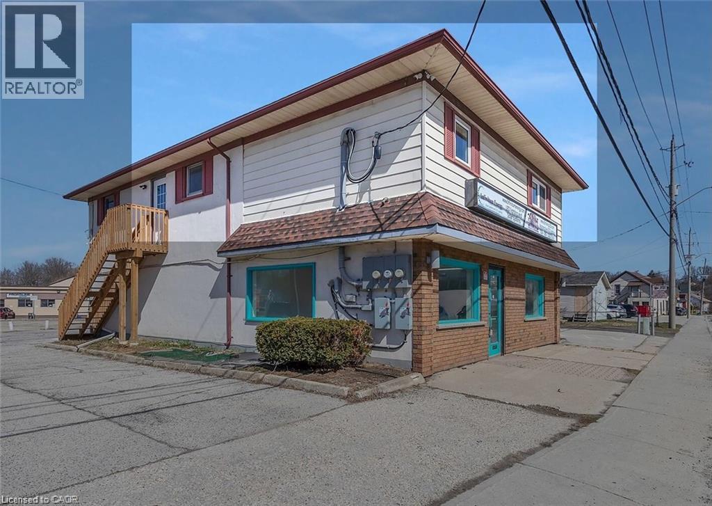 581 Lancaster Street W Unit# 2 Property Photo 12