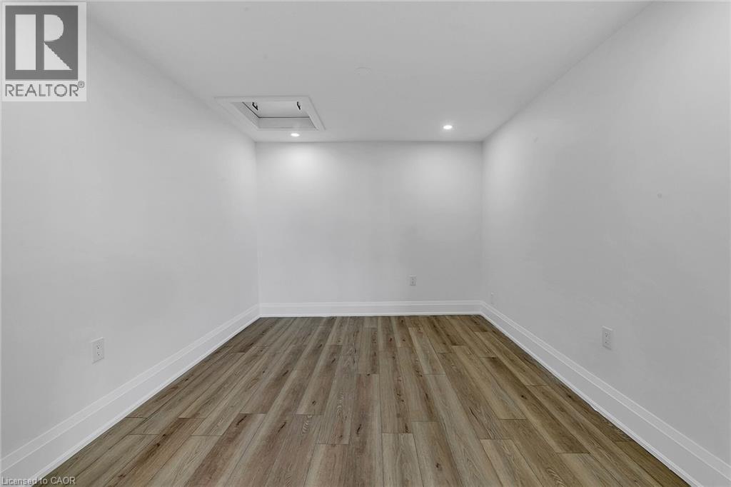 581 Lancaster Street W Unit# 1 Property Photo 7