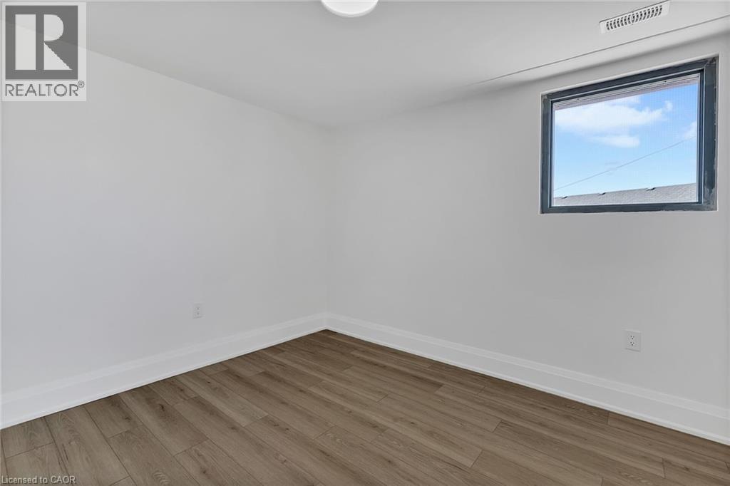 581 Lancaster Street W Unit# 1 Property Photo 8