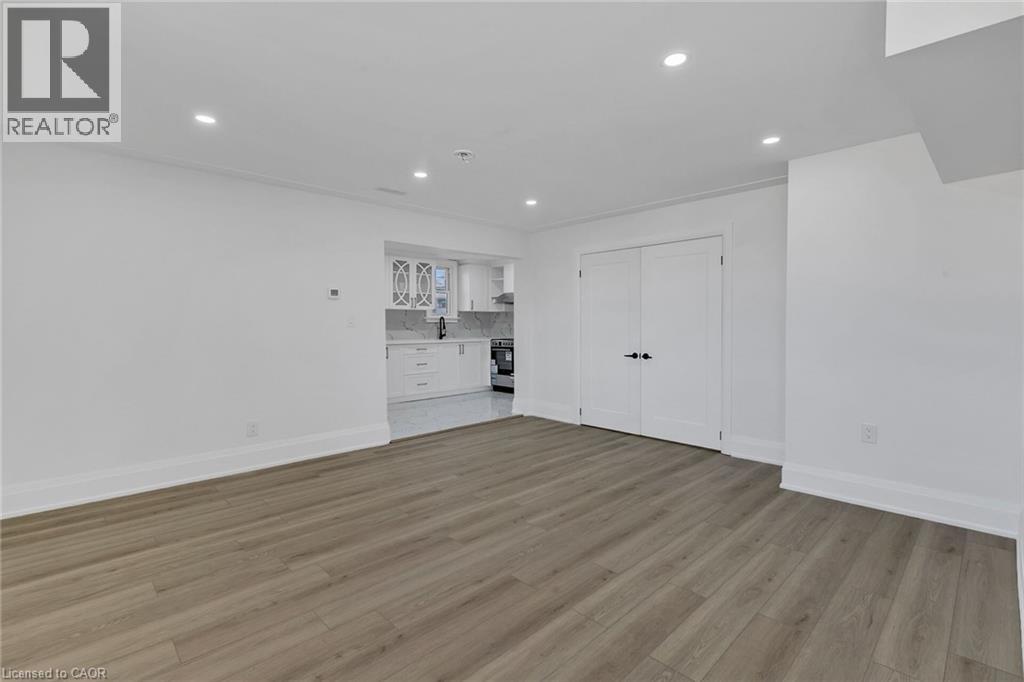 581 Lancaster Street W Unit# 1 Property Photo 11