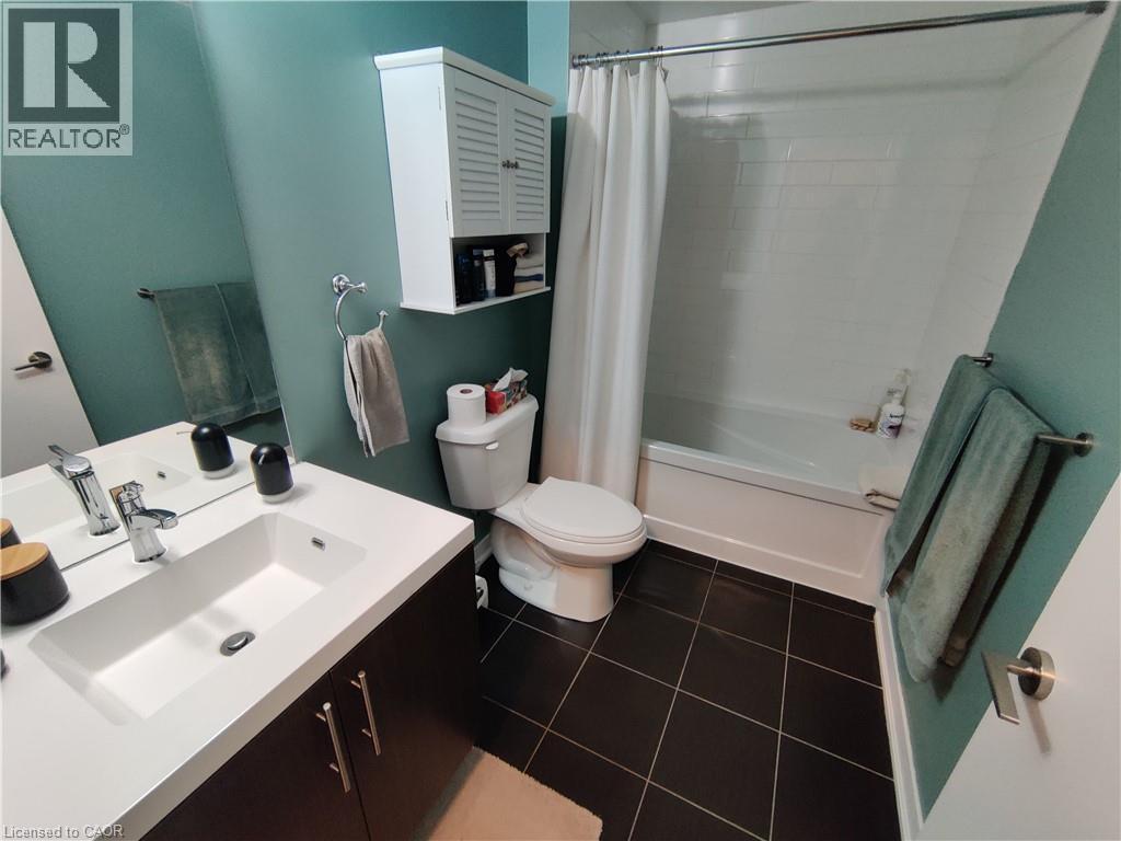 85 Duke Street W Unit# 409 Property Photo 8