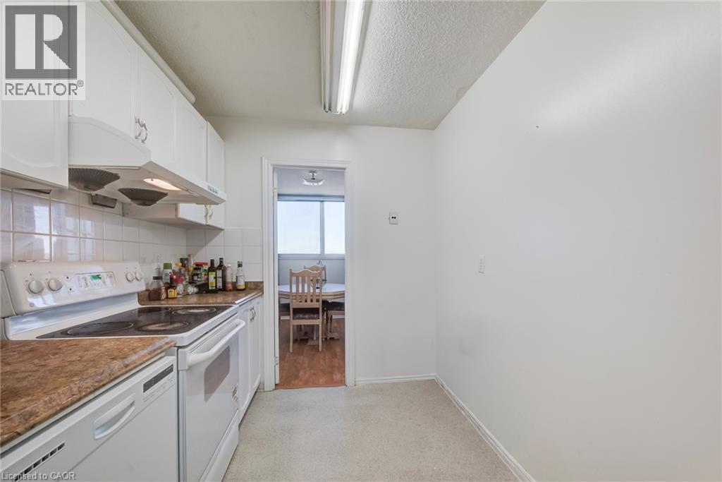 375 N King Street N Unit# 1102 Property Photo 6