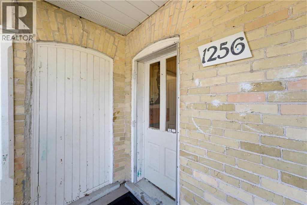 1256 Maryhill Road Property Photo 26