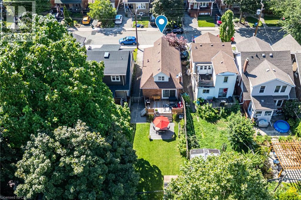 175 Rosslyn Avenue S Property Photo 2