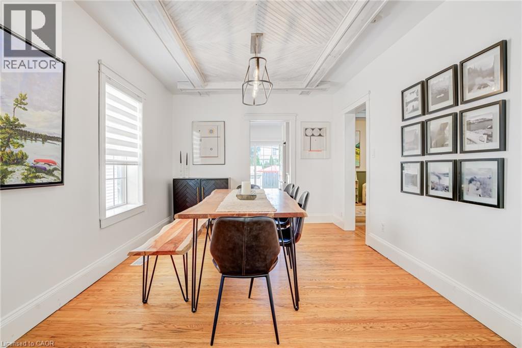 175 Rosslyn Avenue S Property Photo 11