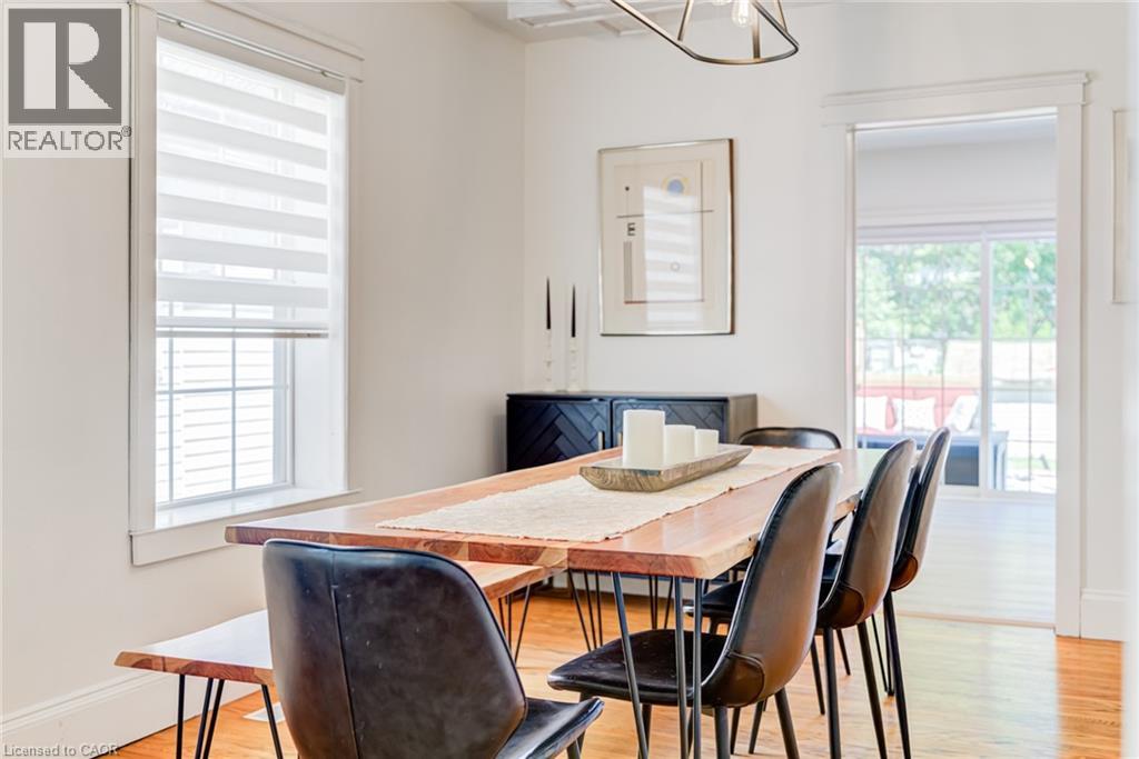 175 Rosslyn Avenue S Property Photo 12