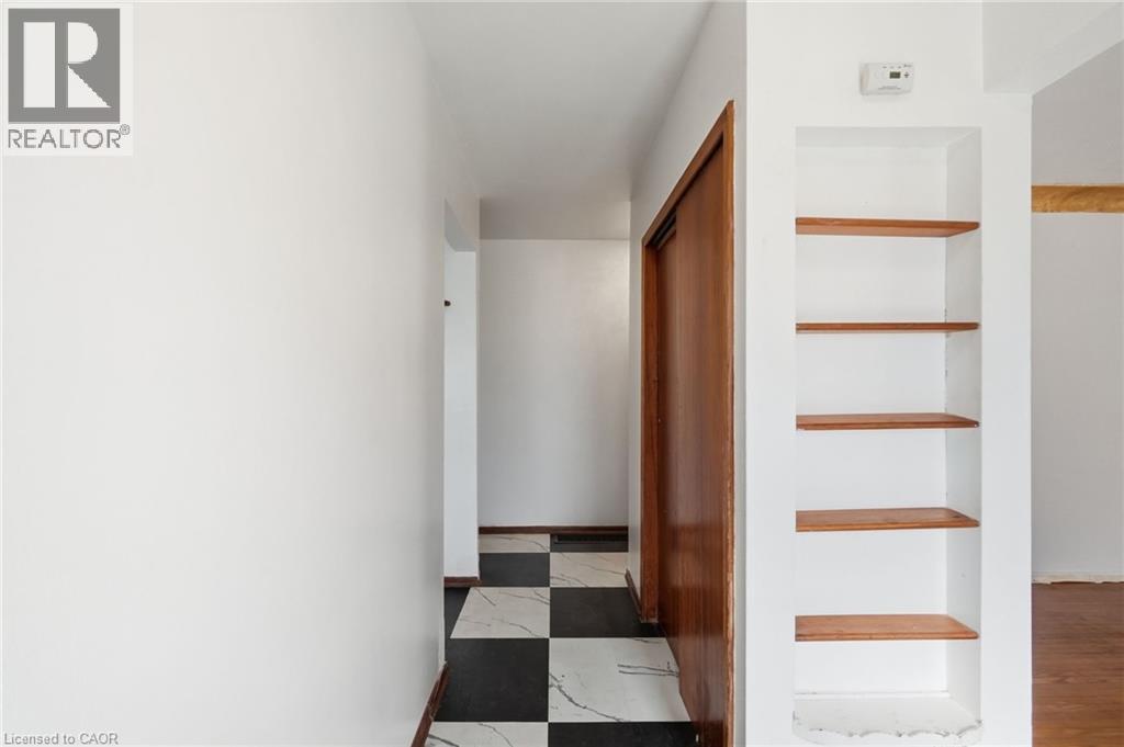 1181 Highway No. 8 Property Photo 4