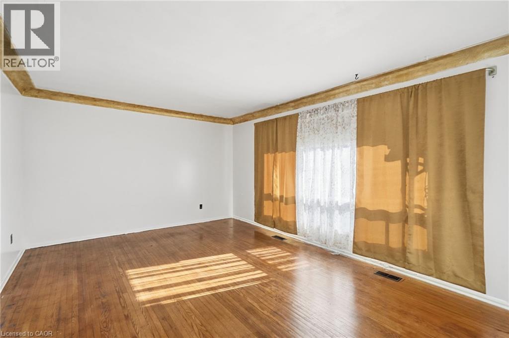 1181 Highway No. 8 Property Photo 5