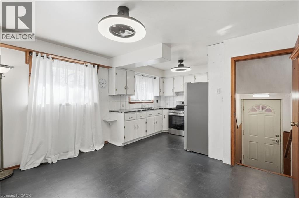 1181 Highway No. 8 Property Photo 7