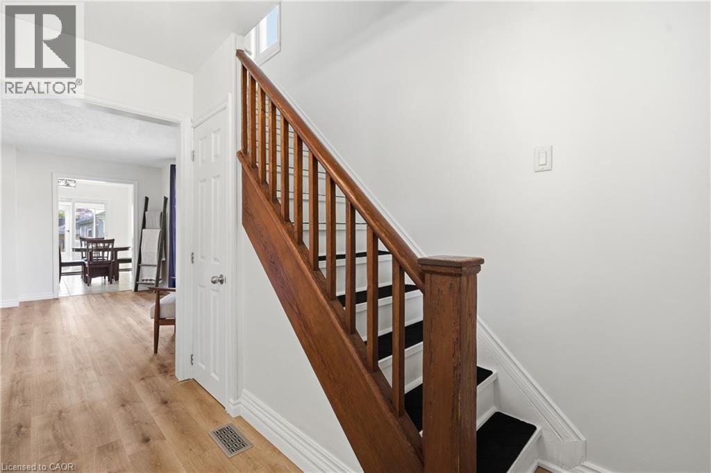 518 Hill Street Property Photo 5