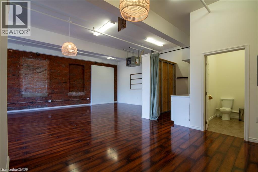 15 Wellington Street N Unit# 201 Property Photo 15