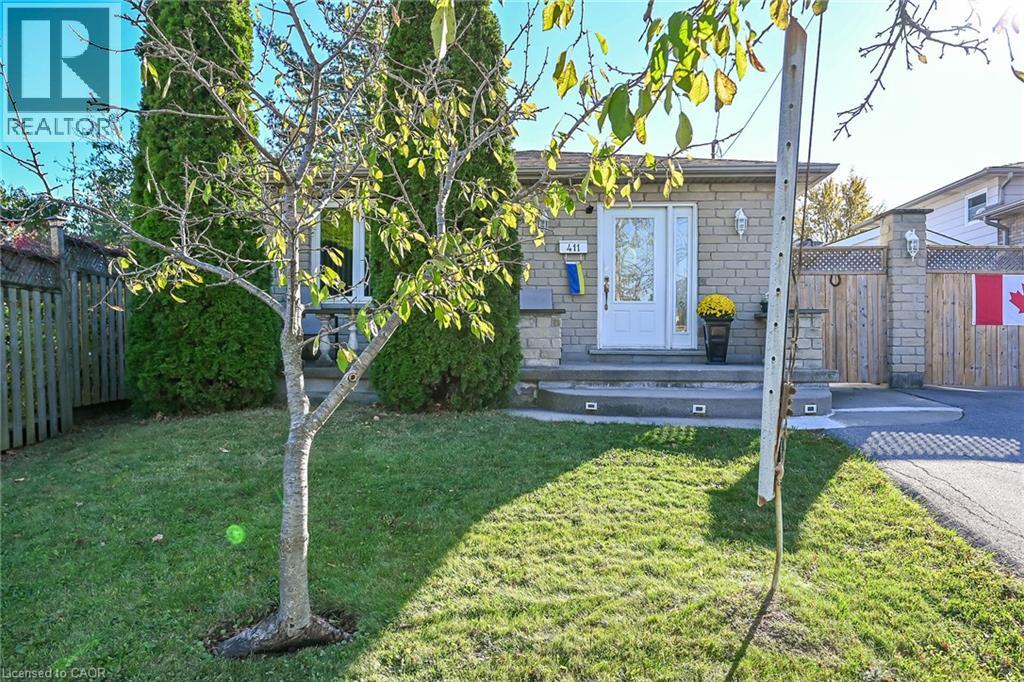 411 Queen Victoria Drive Property Photo 4