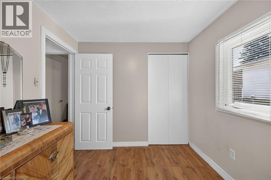 411 Queen Victoria Drive Property Photo 30