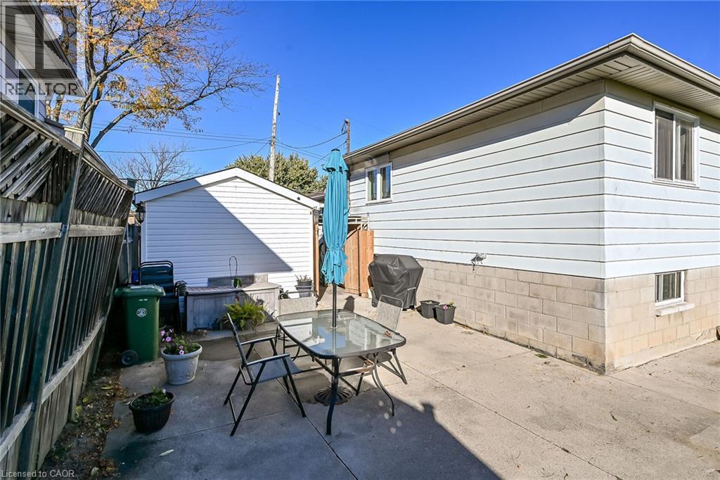 411 Queen Victoria Drive Property Photo 43
