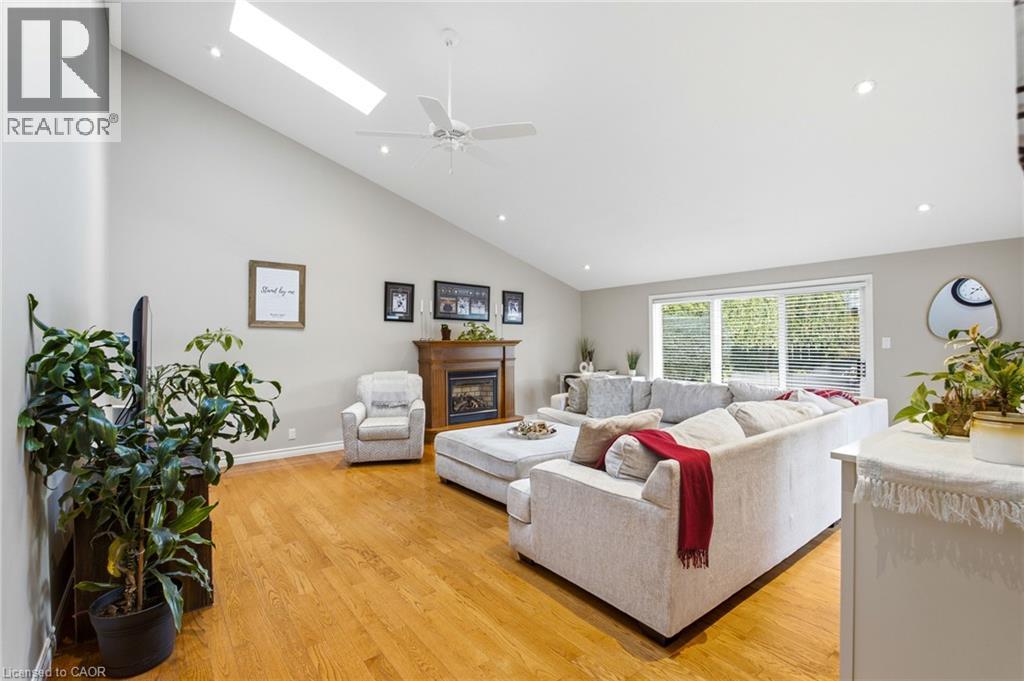 47 Eastwood Drive Property Photo 16