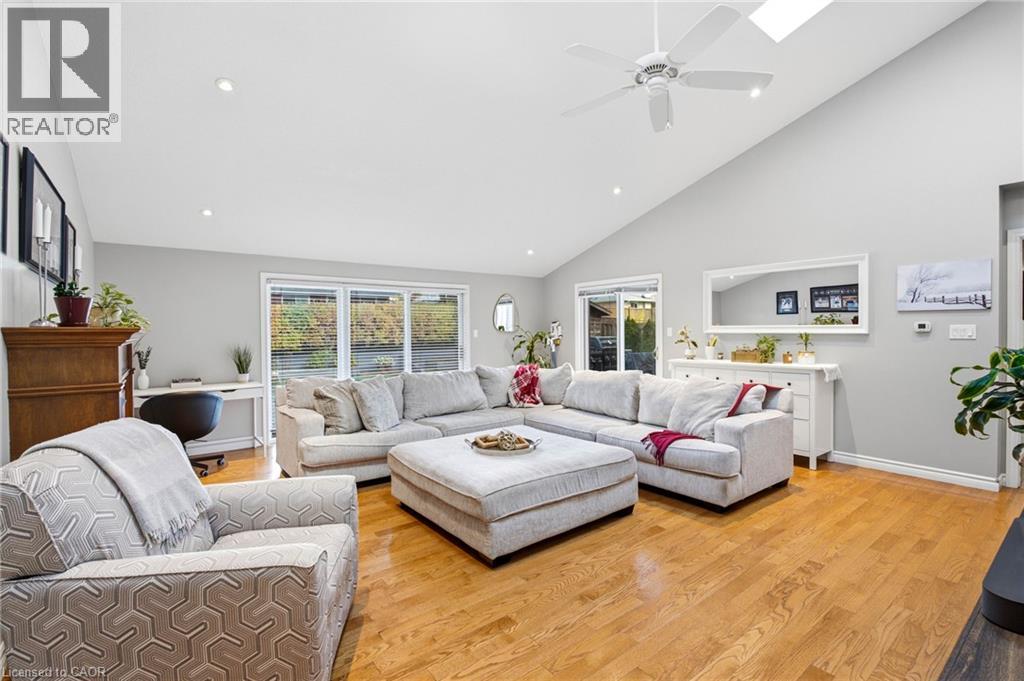 47 Eastwood Drive Property Photo 17