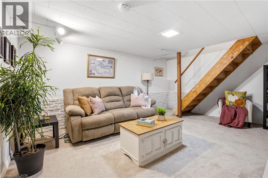 47 Eastwood Drive Property Photo 27