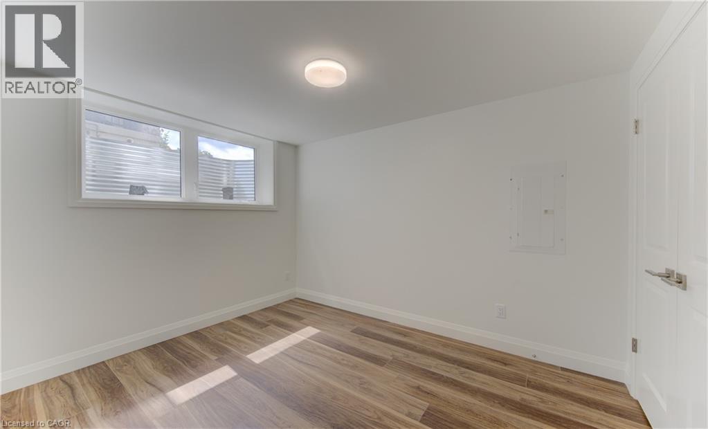 93 Kinzie Avenue Unit# A Property Photo 7
