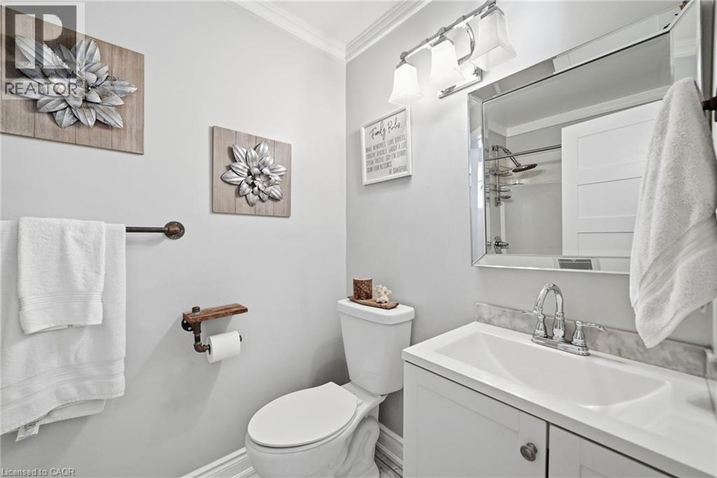 2101 Edinburgh Drive Property Photo 20
