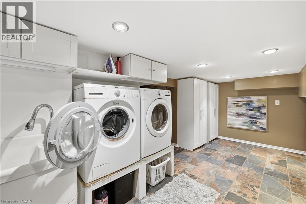 2101 Edinburgh Drive Property Photo 41