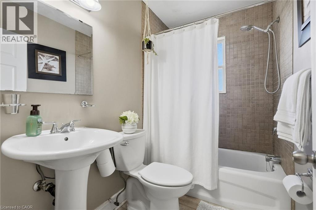 660 Wickens Avenue Property Photo 15
