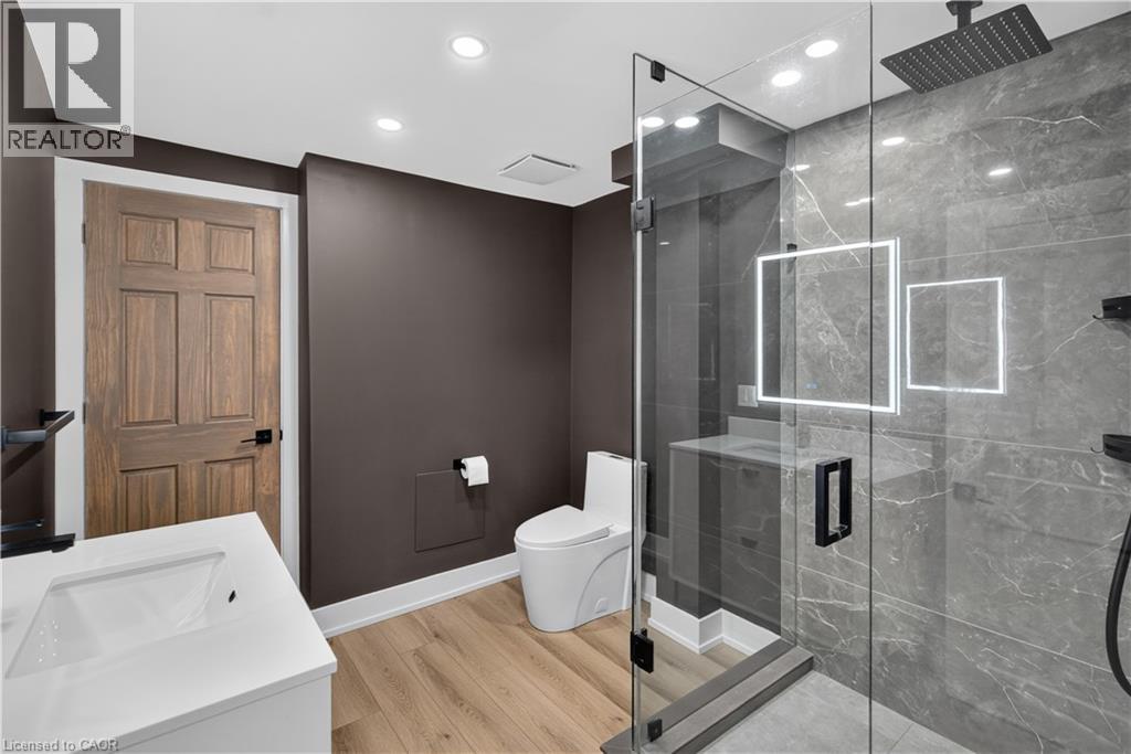 149 Essling Avenue Property Photo 33