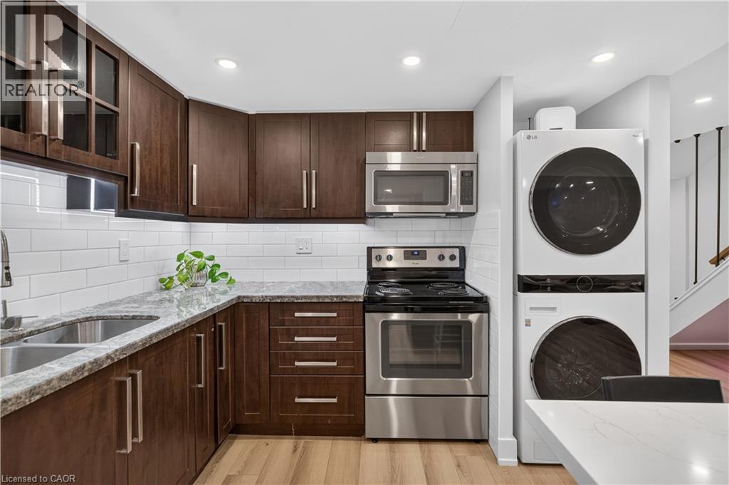 149 Essling Avenue Property Photo 39