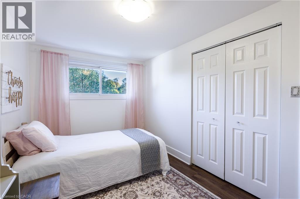 1323 Queen's Boulevard Property Photo 28