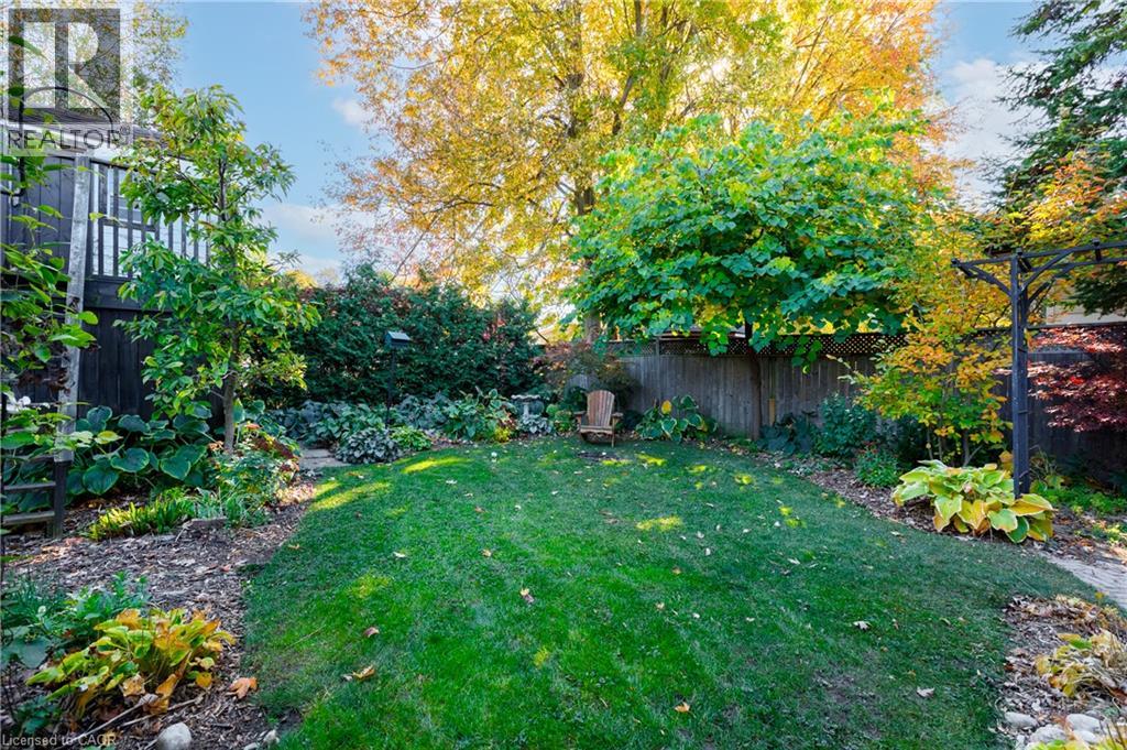 1323 Queen's Boulevard Property Photo 45