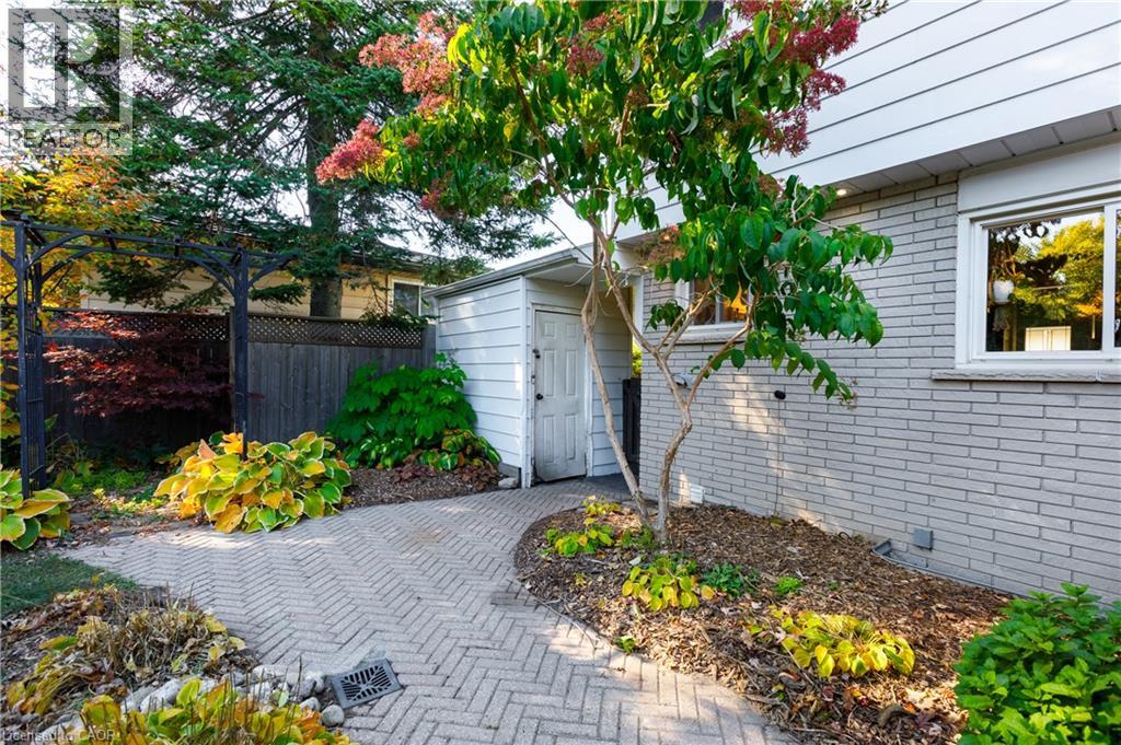 1323 Queen's Boulevard Property Photo 46