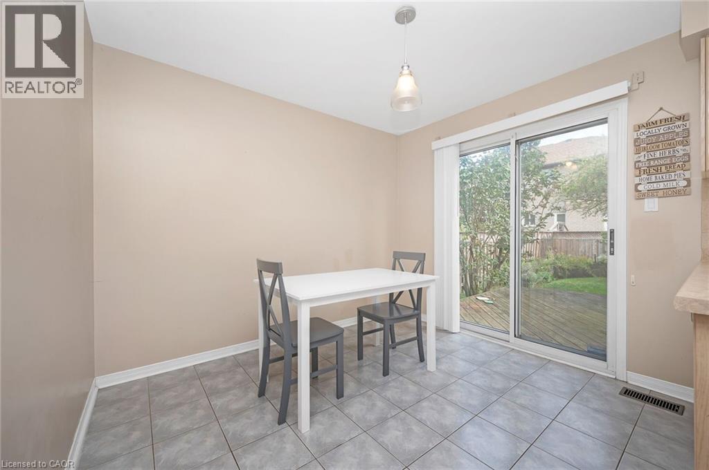 2189 Shorncliffe Boulevard Property Photo 10