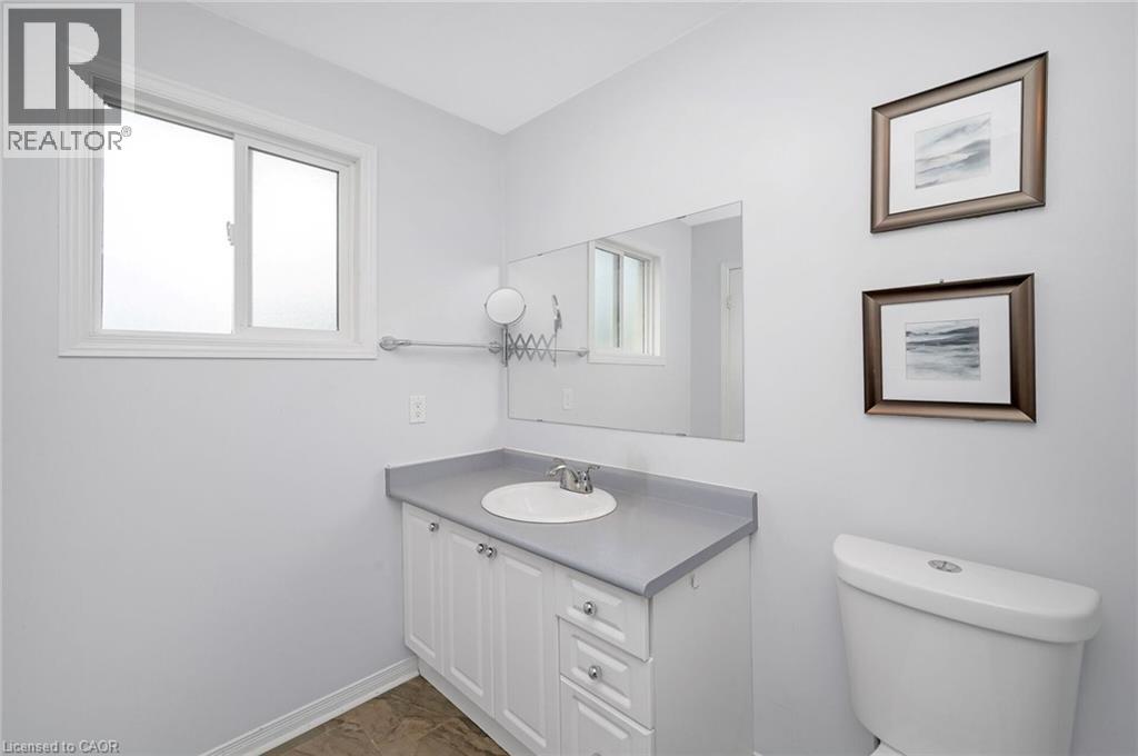 2189 Shorncliffe Boulevard Property Photo 22