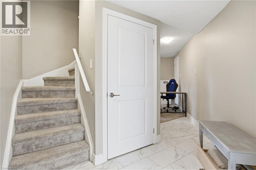 60 Elmsdale Drive Unit# 46 Property Photo 9
