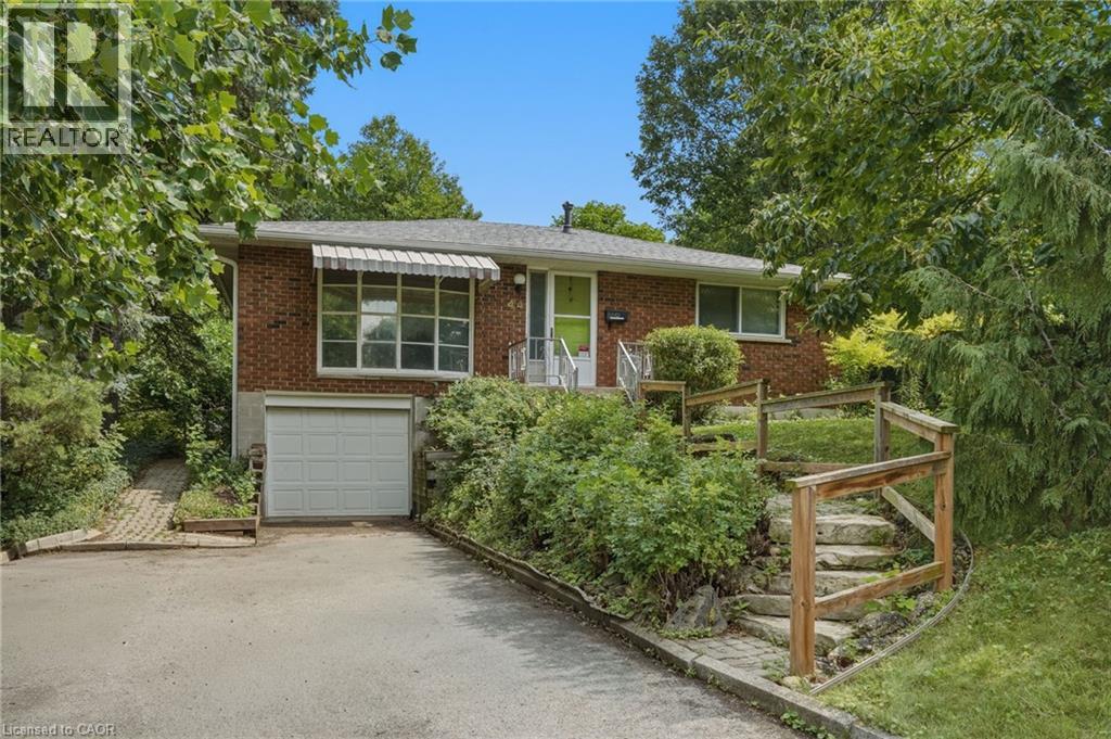 44 MCDONALD Court Property Photo 1