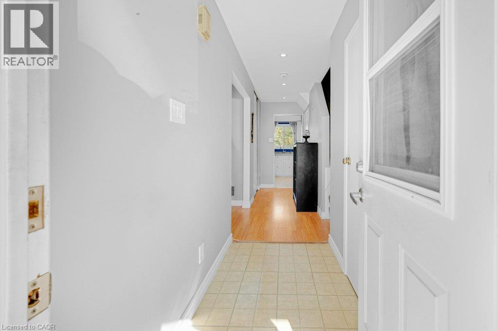 609 Roseheath Drive Property Photo 4