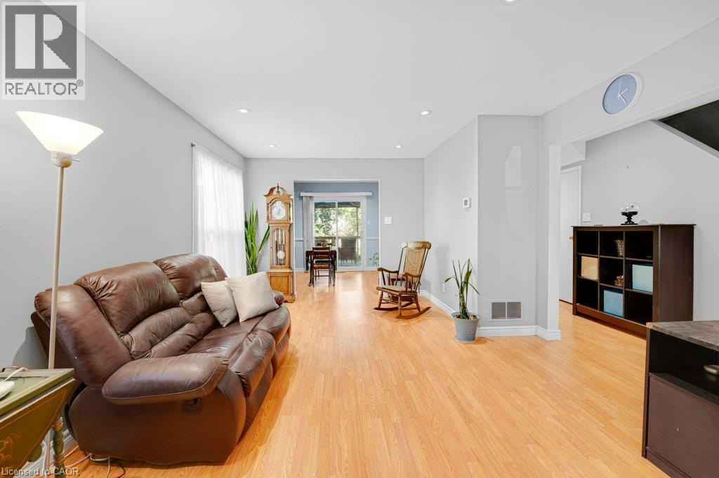 609 Roseheath Drive Property Photo 7
