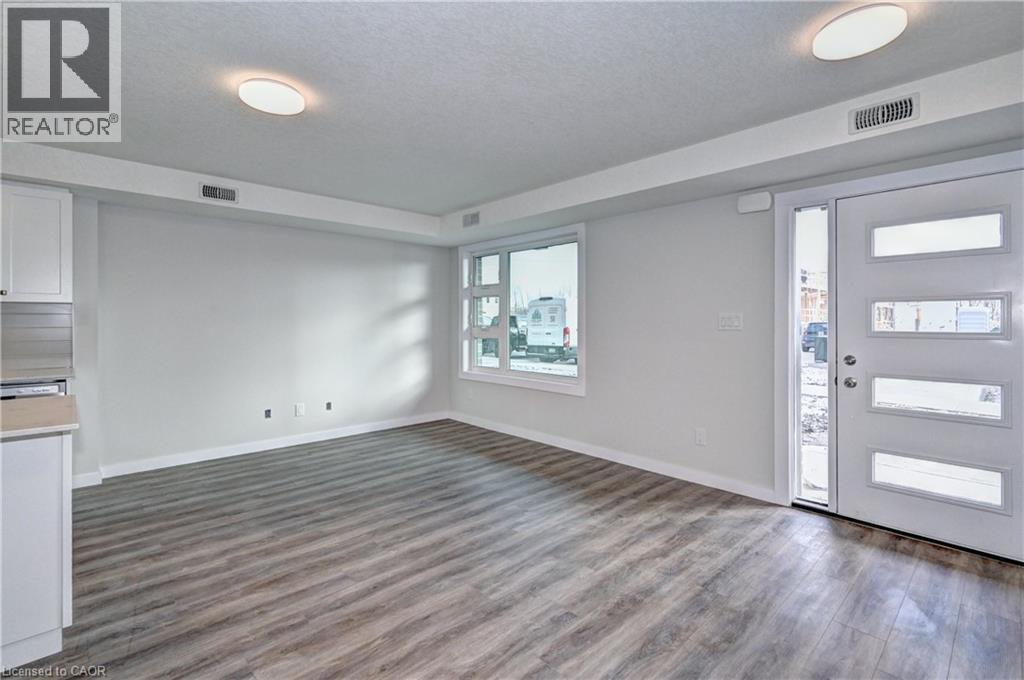 118 Gravel Ridge Trail Unit# E13 Property Photo 5