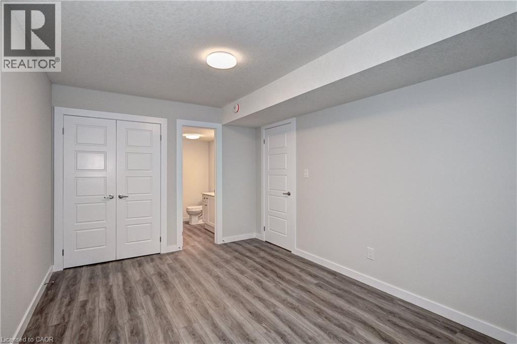 118 Gravel Ridge Trail Unit# E13 Property Photo 10