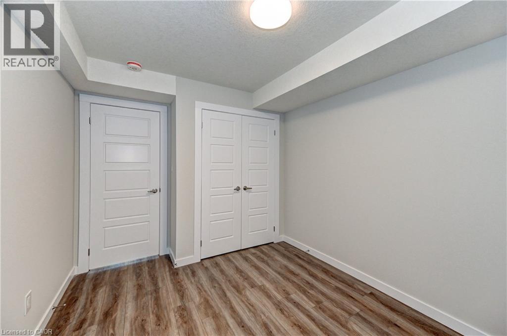 118 Gravel Ridge Trail Unit# E13 Property Photo 12