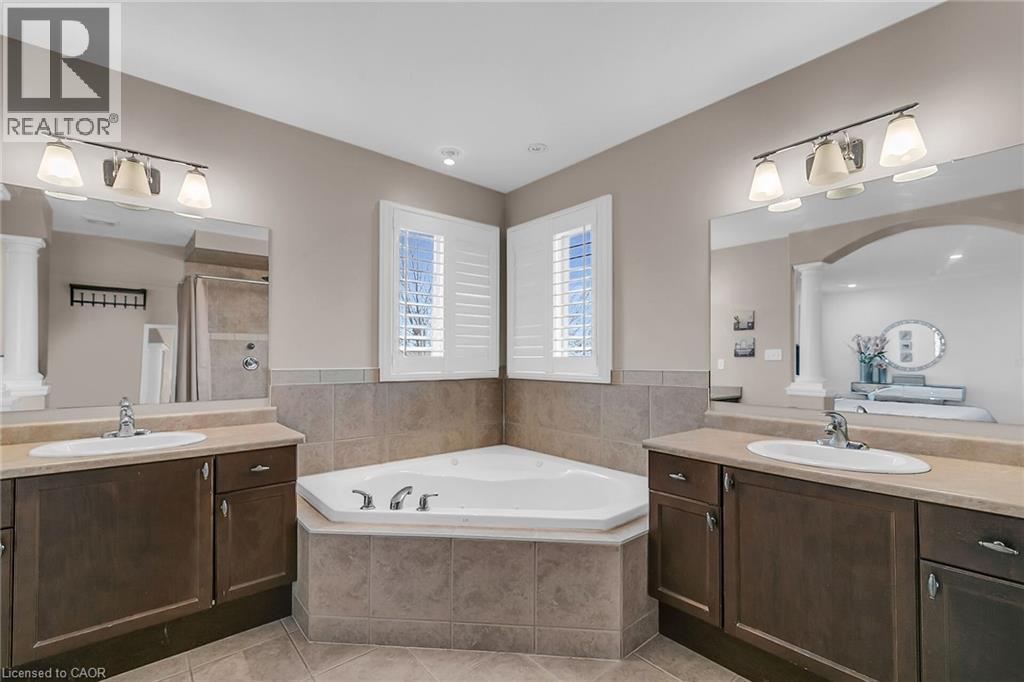 956 Banffshire Court Property Photo 28
