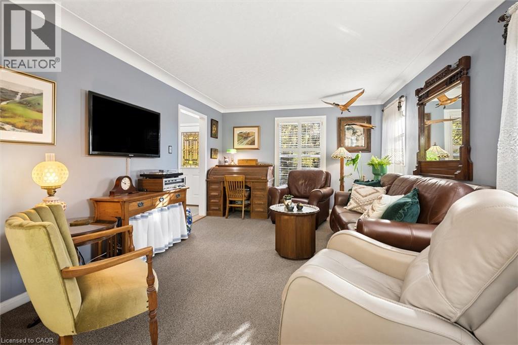 40 Water Street Property Photo 9